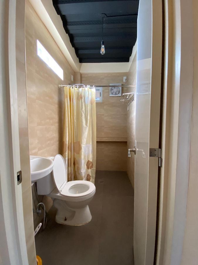 Bed and Breakfast Location One Eighty Bangcusay Екстер'єр фото