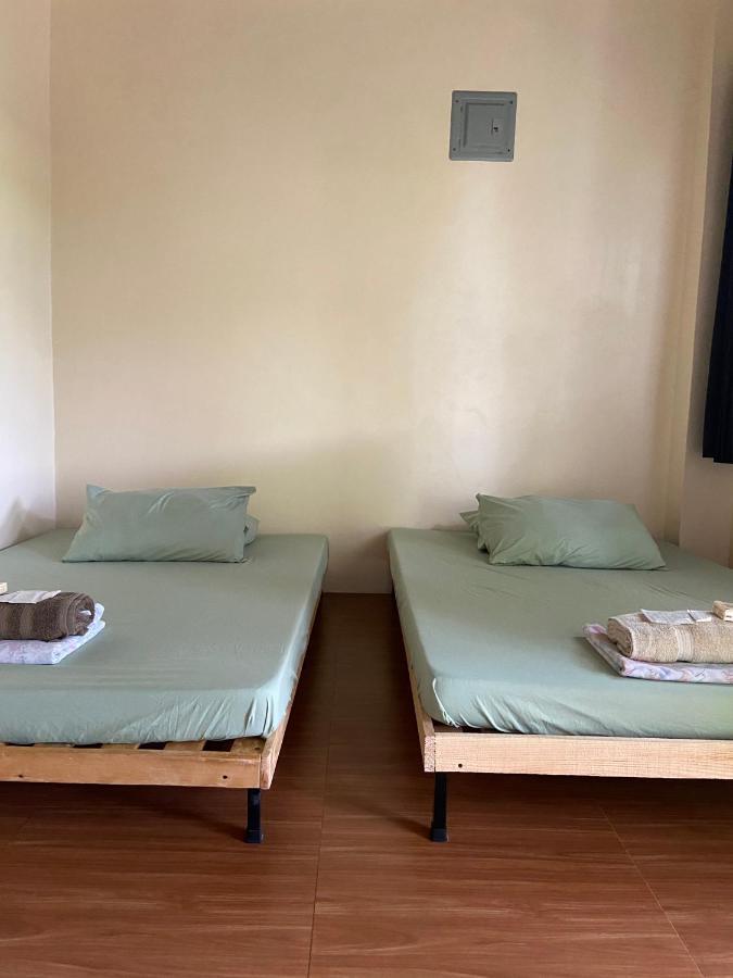 Bed and Breakfast Location One Eighty Bangcusay Екстер'єр фото